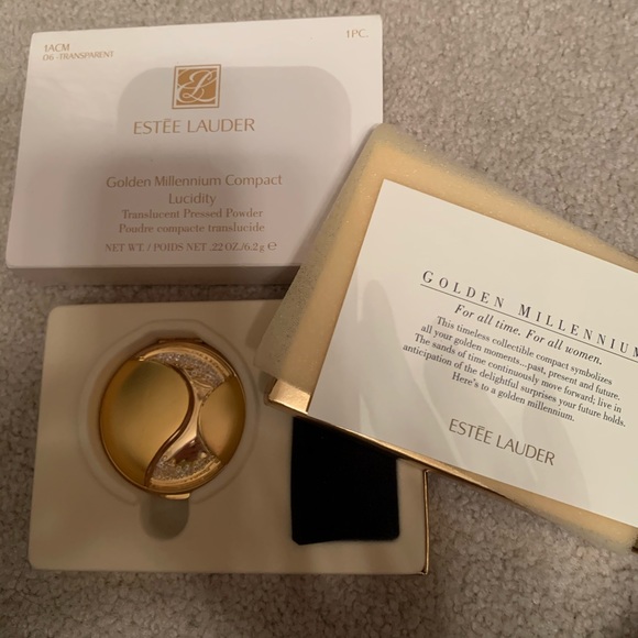 Estee Lauder golden millennium compact powder - Picture 2 of 3